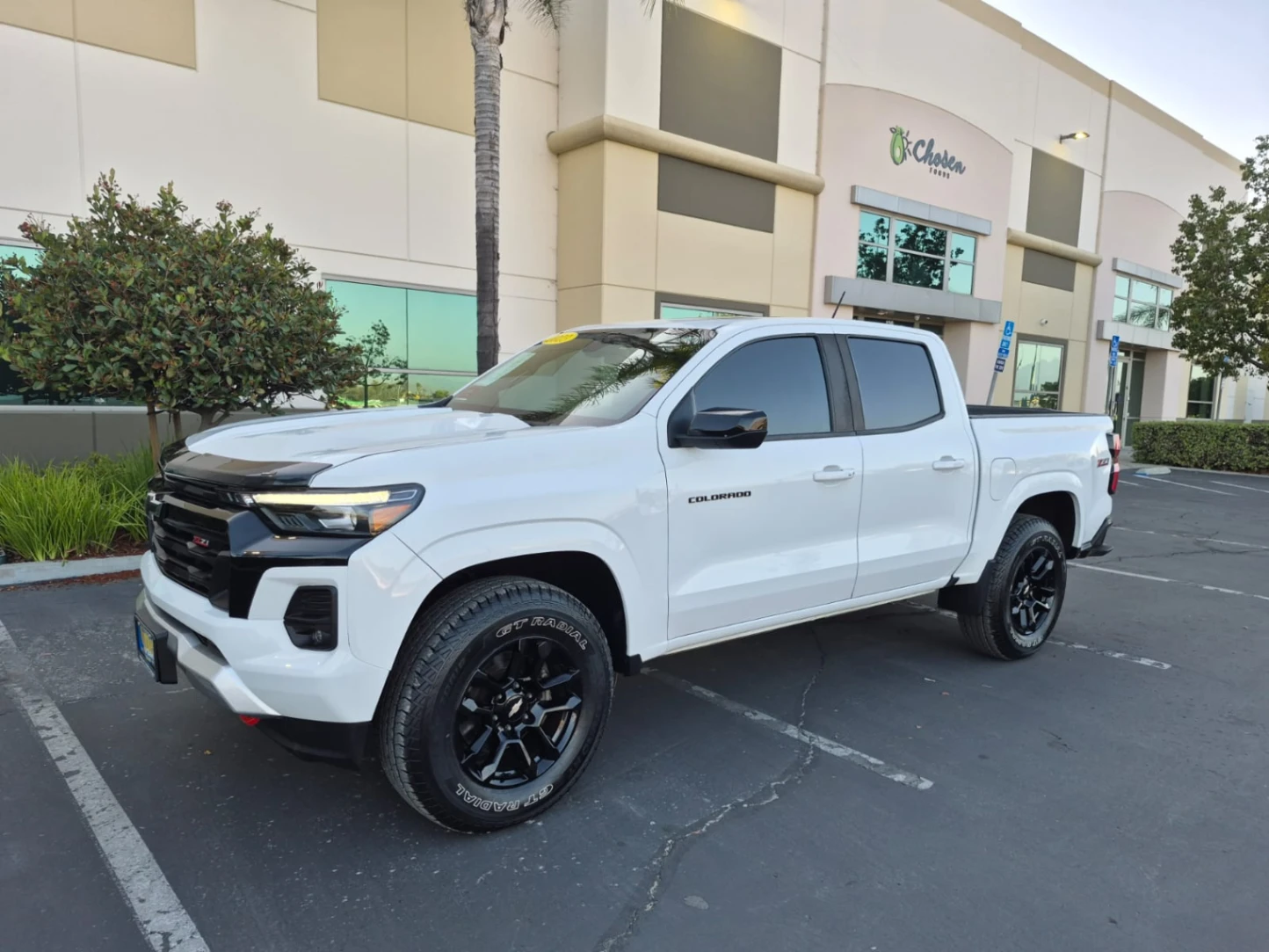 CHEVROLET COLORADO